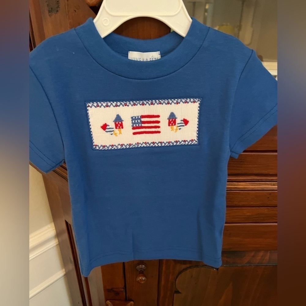 Vive la fete 4th July Smocked blue flag Knit Tee Shirt 12 months NWOT